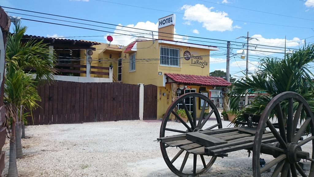Hotel Posada La Regia Champoton Exterior photo